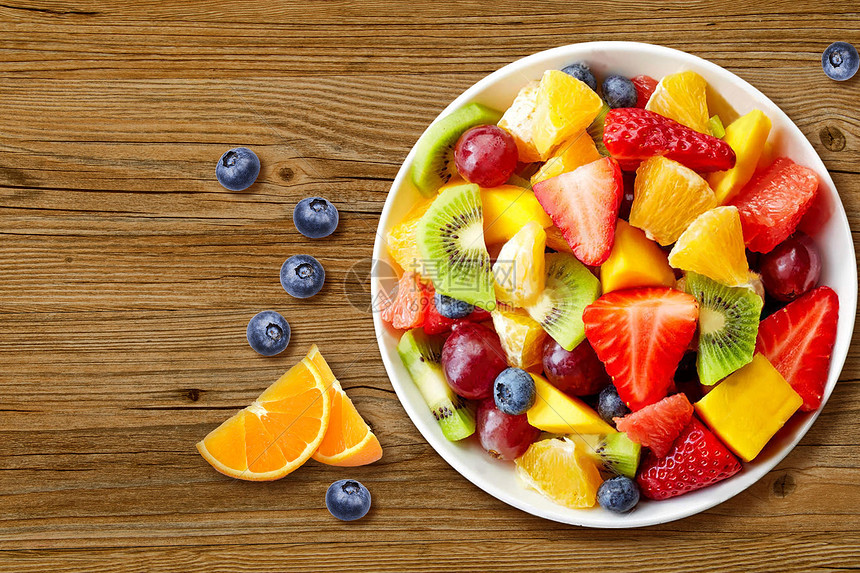 Canalys：2025年第二季度全球智能手机出货量微降至2.889亿部