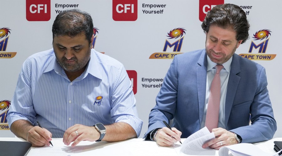 广州一仓库发生火灾无人伤亡，主要燃烧物为衣服